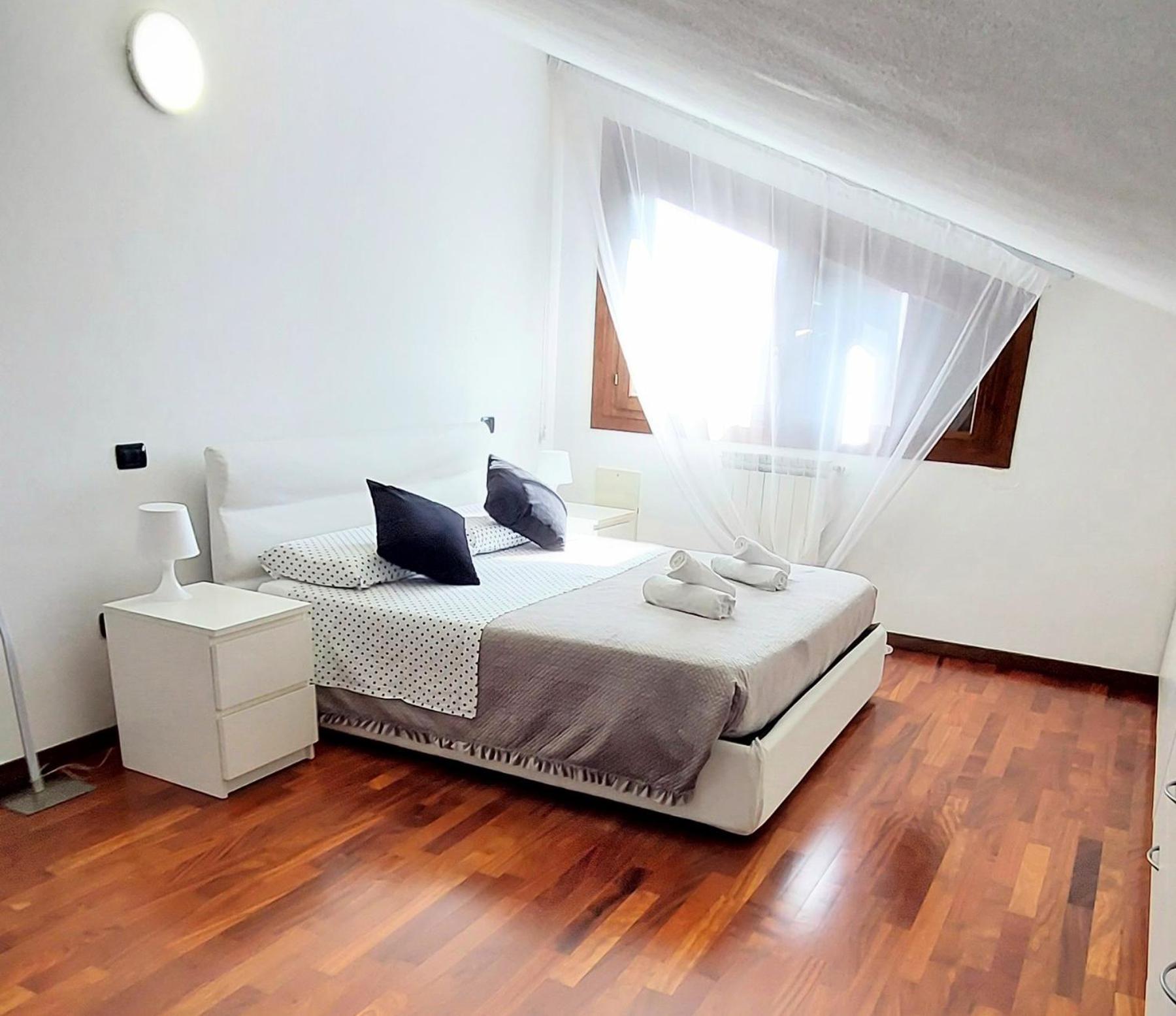 דירות Volta Barozzo Casa Di Vika מראה חיצוני תמונה